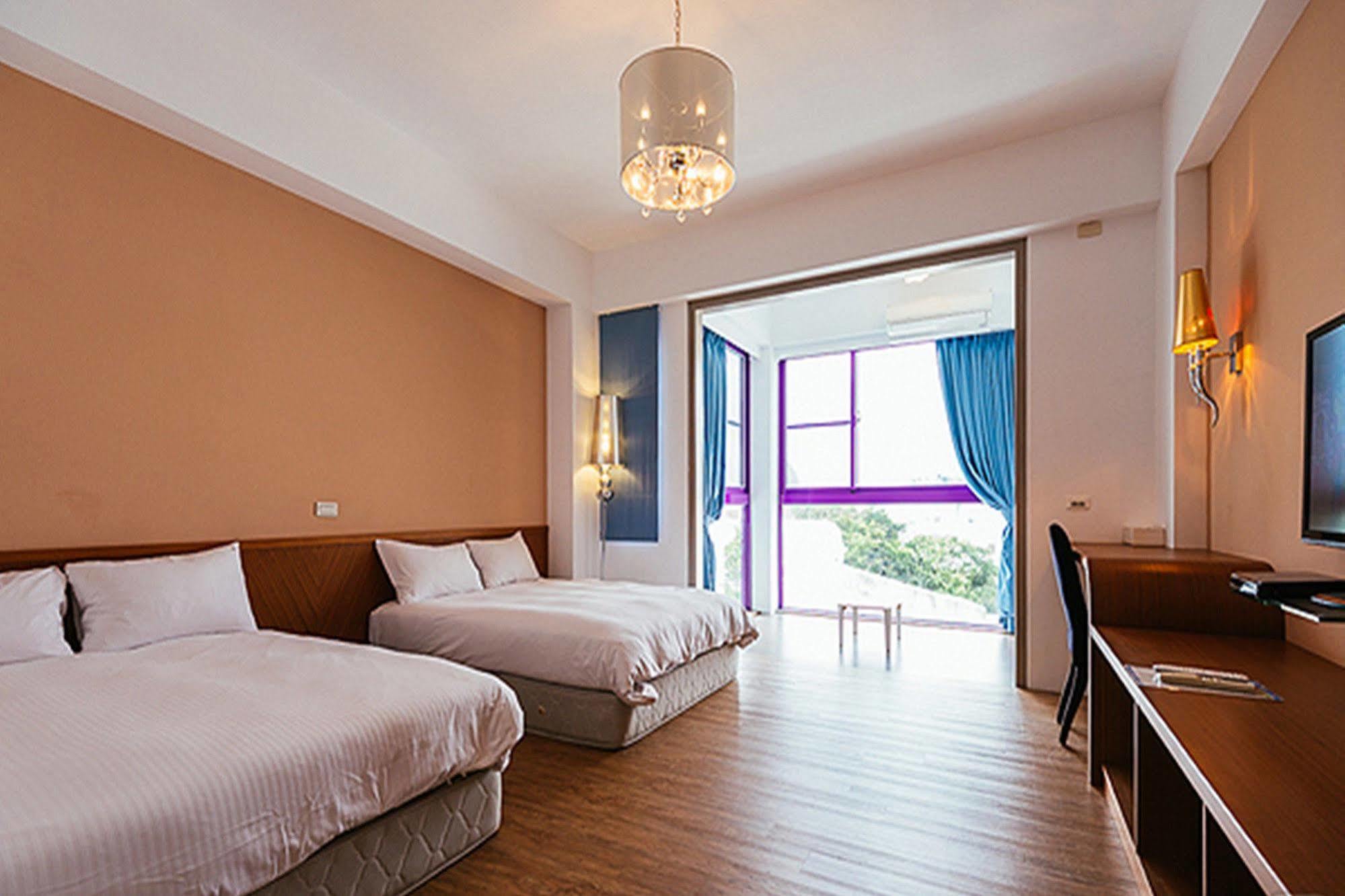 Dufa Luxury Manor Bed & Breakfast Hengchun Exterior photo